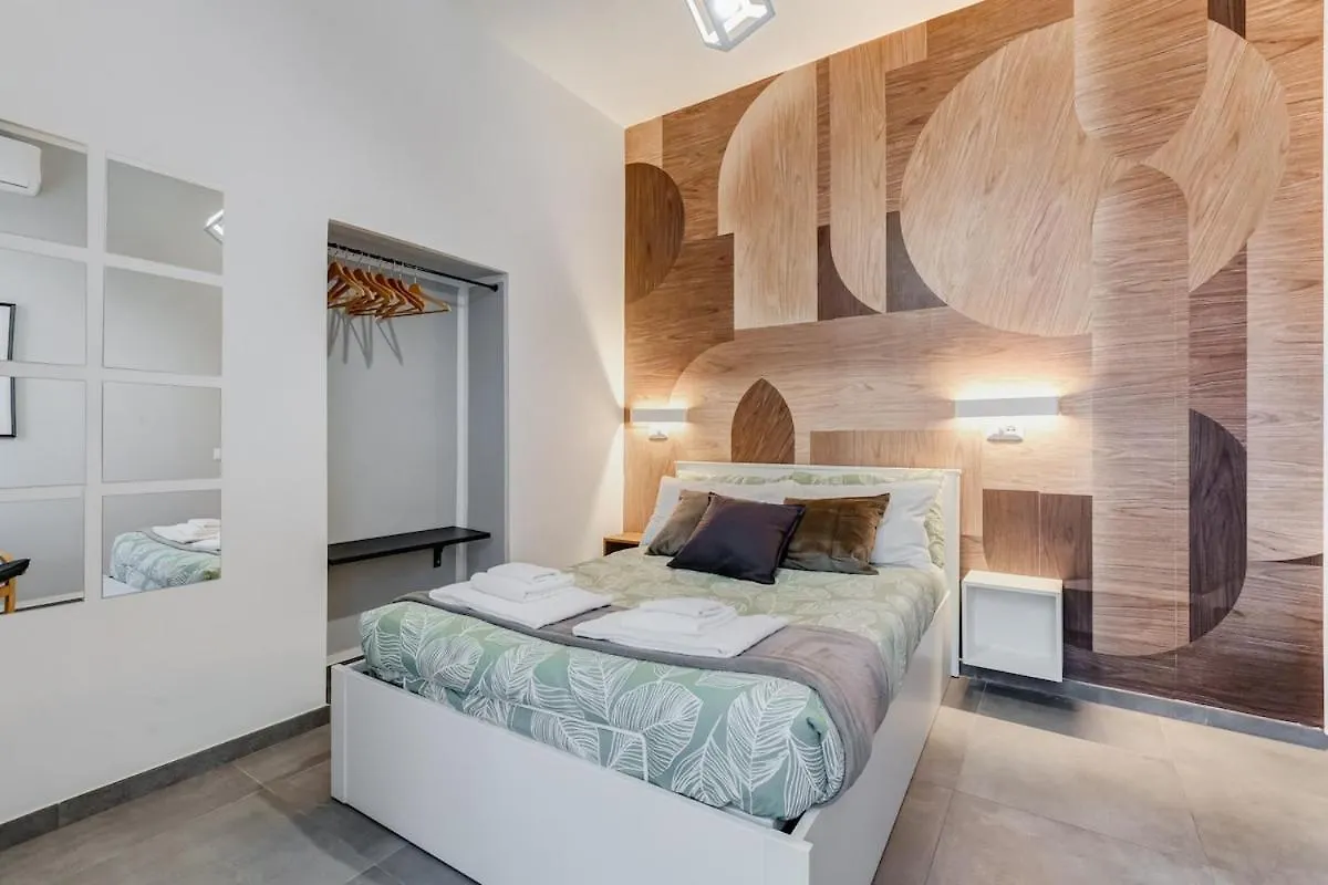 Bdc - Majestic 4-Bdr In Termini Apartment Rome