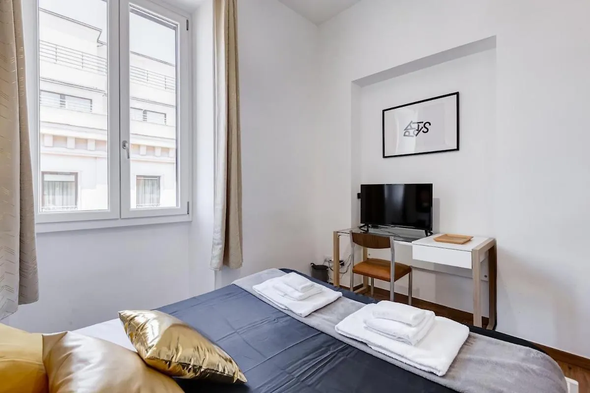 Bdc - Majestic 4-Bdr In Termini Apartment Rome 0*,