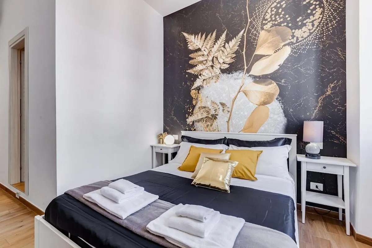 Bdc - Majestic 4-Bdr In Termini Apartment Rome