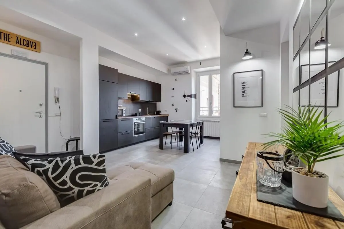 Bdc - Majestic 4-Bdr In Termini Apartment Rome 0*,  Italy