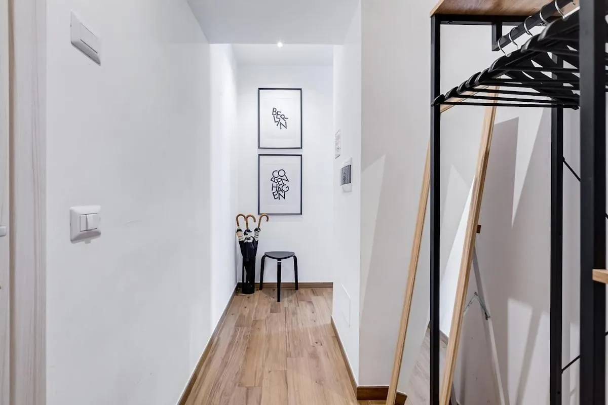 Bdc - Majestic 4-Bdr In Termini Apartment Rome 0*,