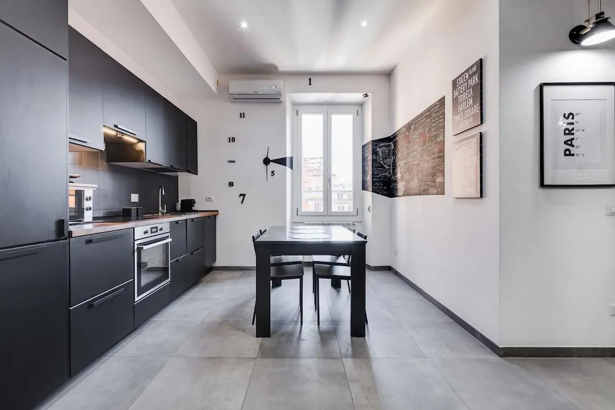 Bdc - Majestic 4-Bdr In Termini Apartment Rome 0*,