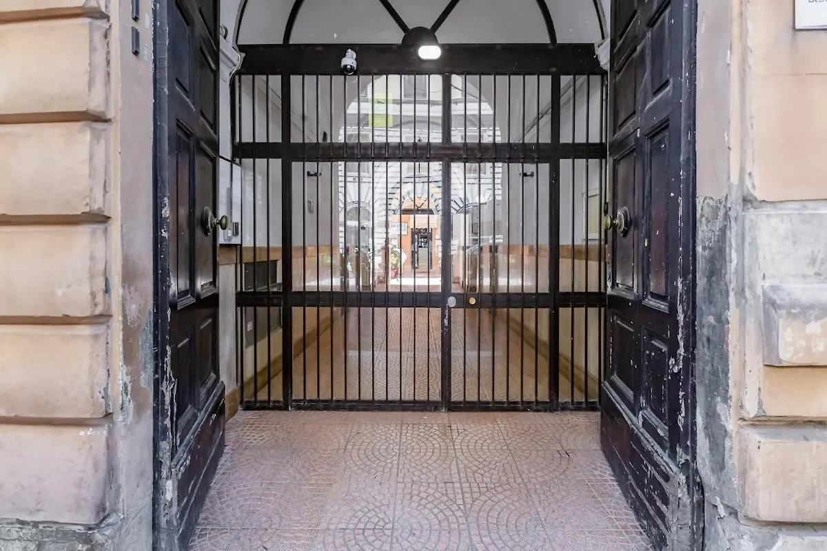 Bdc - Majestic 4-Bdr In Termini Apartment Rome