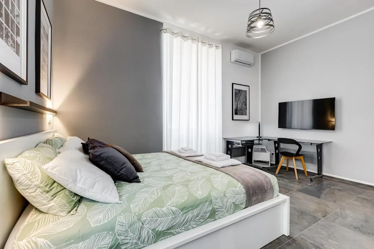Bdc - Majestic 4-Bdr In Termini Apartment Rome