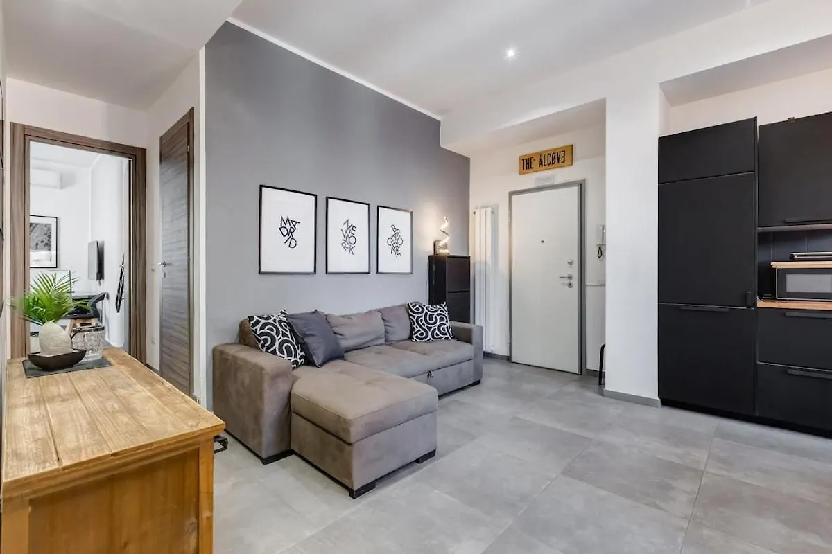 Bdc - Majestic 4-Bdr In Termini Apartment Rome Italy