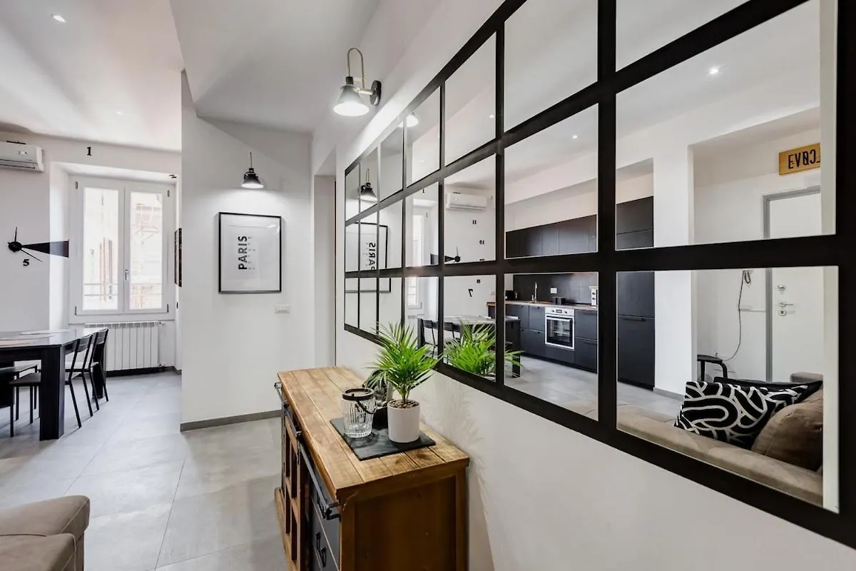 Bdc - Majestic 4-Bdr In Termini Apartment Rome 0*,