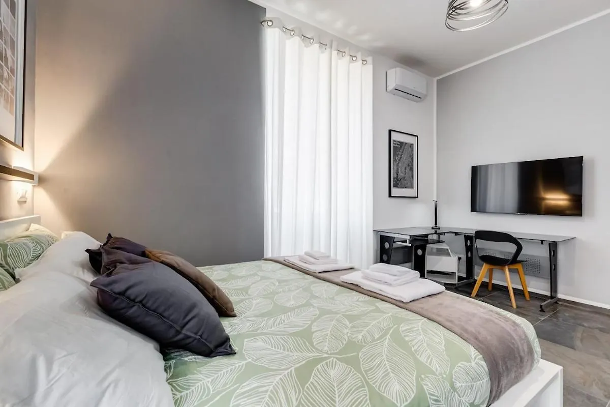 Bdc - Majestic 4-Bdr In Termini Apartment Rome