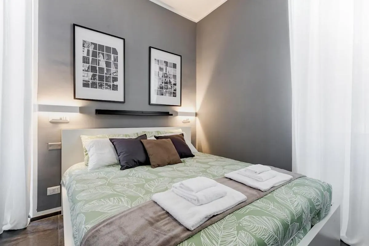 Bdc - Majestic 4-Bdr In Termini Apartment Rome Italy