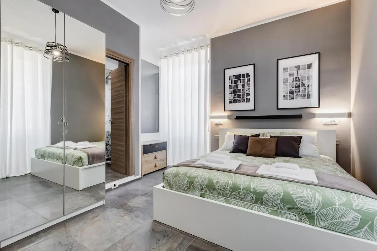 Bdc - Majestic 4-Bdr In Termini Appartement Rome Italië